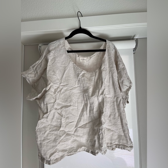 Uniform Handmade linen top - Picture 1 of 2